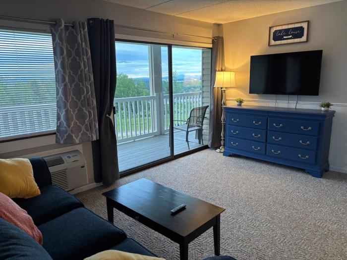 Lakeview Retreat for the Whole Family