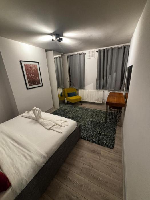 Family-Friendly Docklands Apartment
