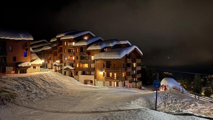 Bel appartement tout confort 4 personnes ski aux pieds