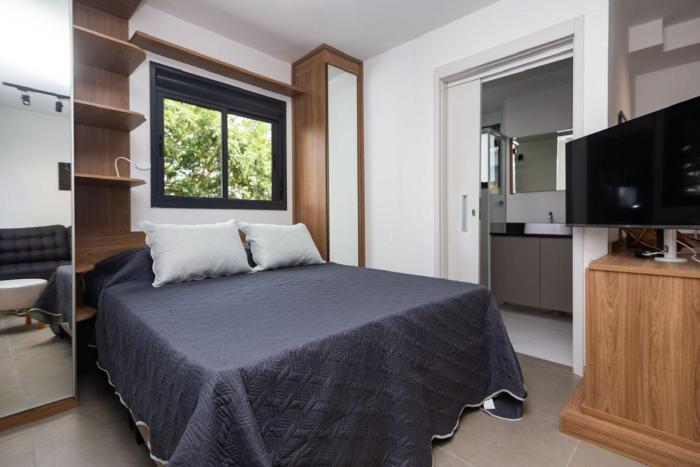 Studio com Varanda ao Lado da Estacao Pinheiros