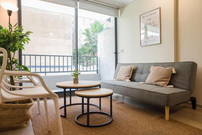 Chic 2BR Apt in Santiago with views 5 Guest