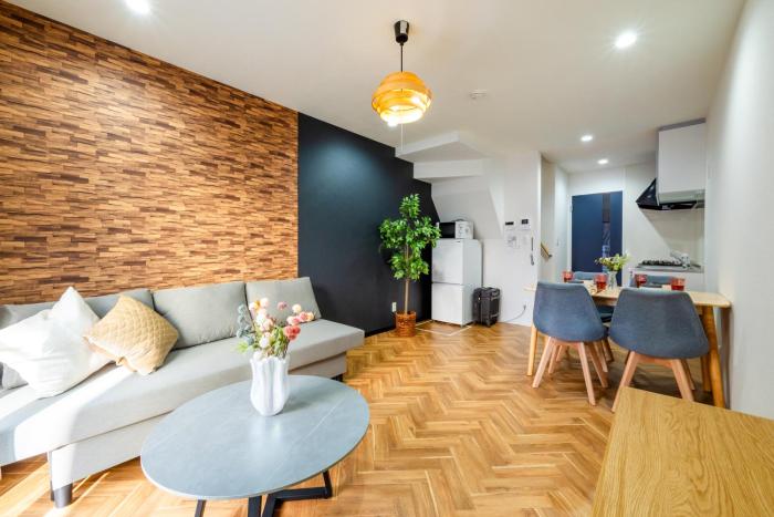 Namba East Newly Built Deluxe Apartment