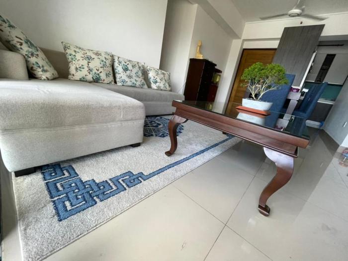 Central & Cozy Modern 2 Bedroom Apartment