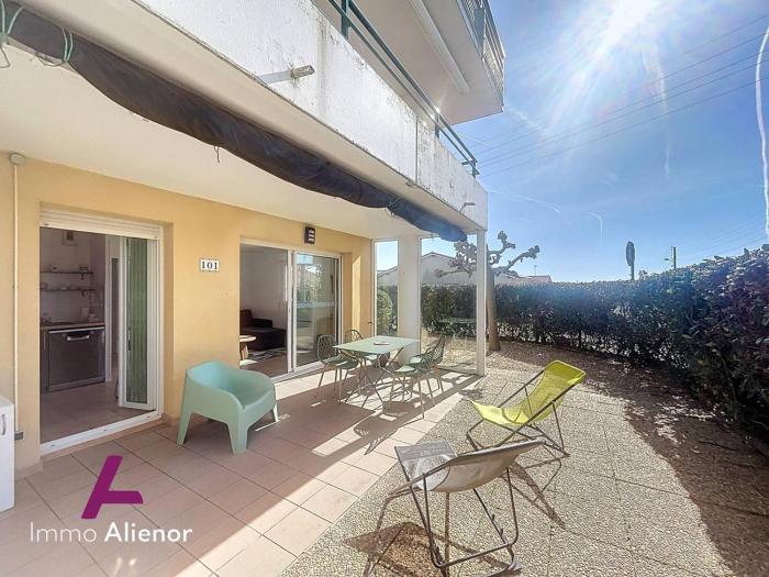 Appartement pratique proche océan - 4 pers. - FR-1-857-71