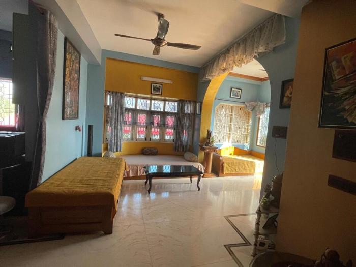 Entire 2BHK AC, Walk to Palace