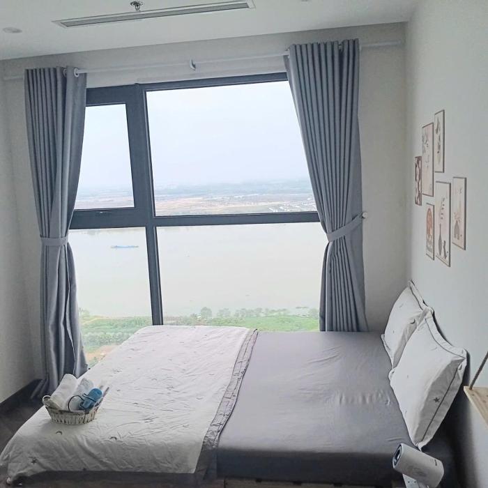 GÂY THƯƠNG NHỚ Homestay Phòng Vinhomes grand park tầng 33, hướng sông, Phòng tắm riêng