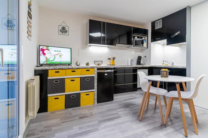 Studio cosy avec balcon Vue sur les toits de Dax