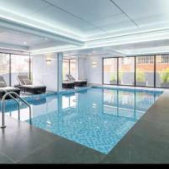 Executive elegantly furnished three bedroom apartment withmodern facilities ,modern swimming pool ,fully equipped gym,children playground and close proximity to major shopping centers and gourmet restaurants