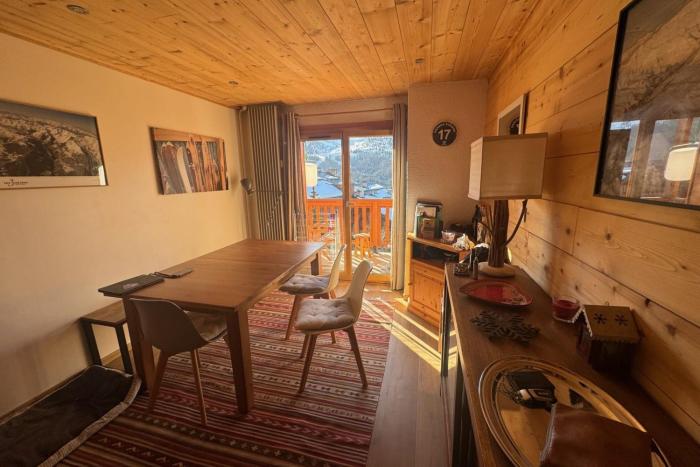 Dyrades #22 - 6 guests