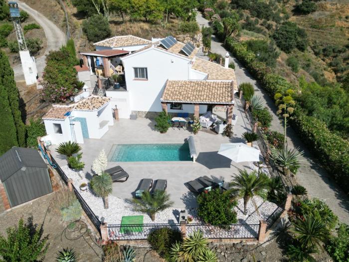 Villa Jessica Sayalonga