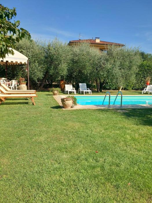 Pool Villa in the Lucca Hills