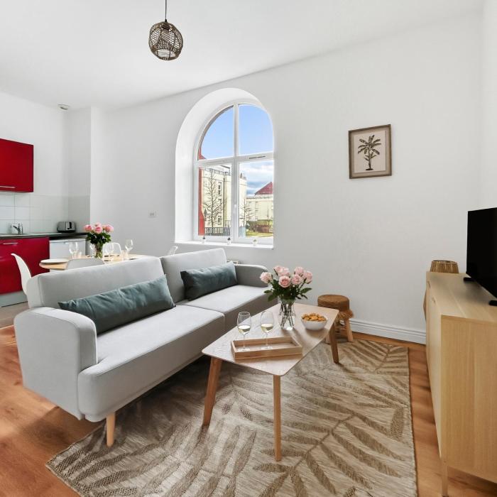 T2 épuré, spacieux & tranquille avec stationnement