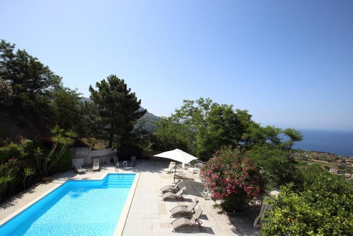 CAPOVILLAS - Panoramic Villa Gisa with private pool and sea view
