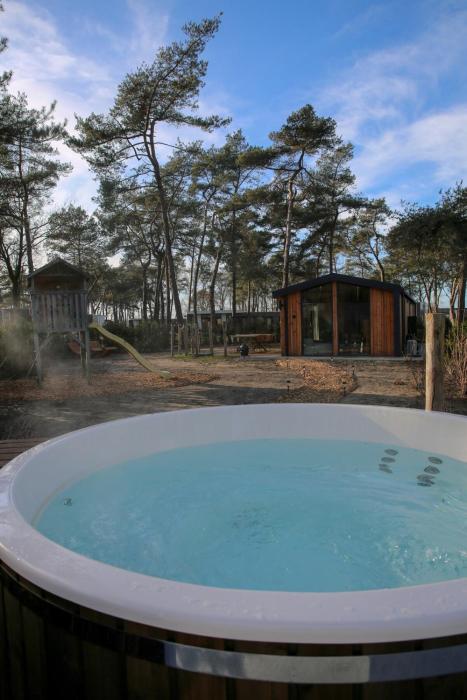 Huisje Heuvelrust met hottub & sauna