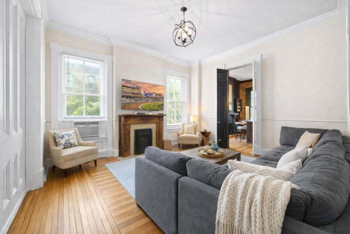 Spacious 6BR Home Near Bourbon Trail & Attractions