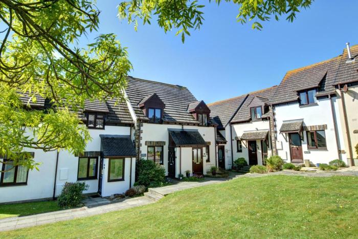 2 Bed in Padstow oc-p00422