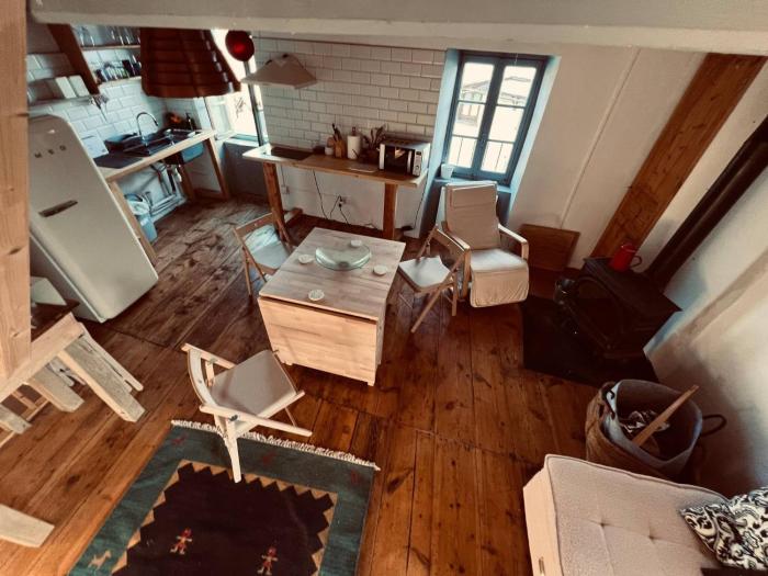 Cozy chalet next to slopes