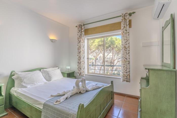 #348 Apartment Madaleno by Home Holidays