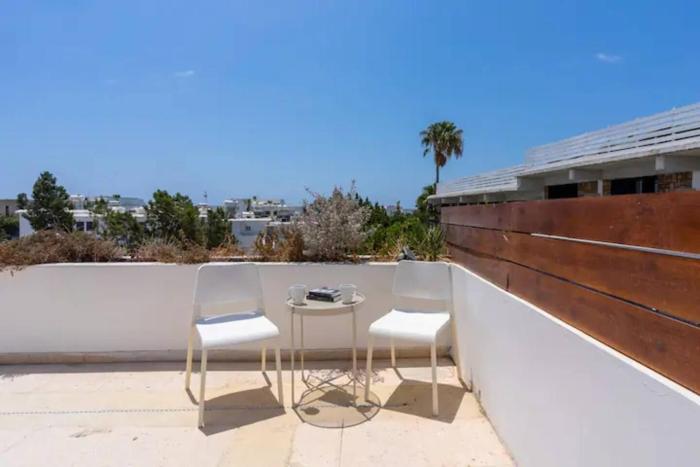 Harbour Central 1 BR Steps from Beach and Nightlife