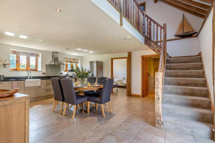 3 Bed in Lower Bodham oc-p29593