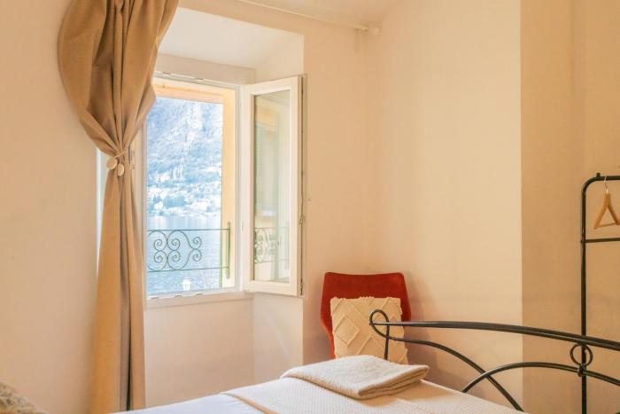 La Finestra Sul Molo by RentComo