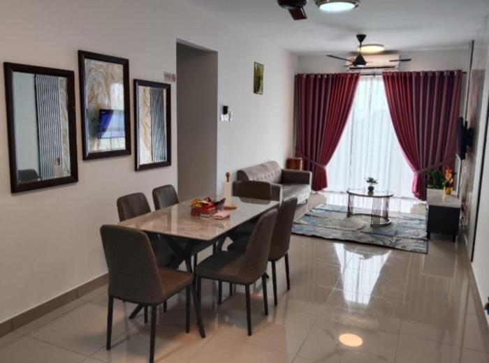 Homestay Iza Serindit Residence