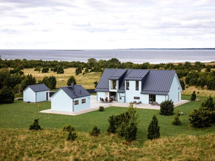 Seaside Villa - luxury home with sea views