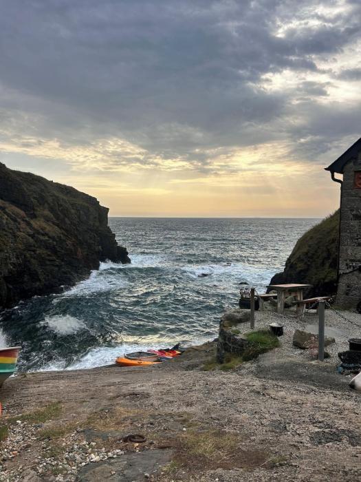 The Mariners Sea View Cottage at Church Cove