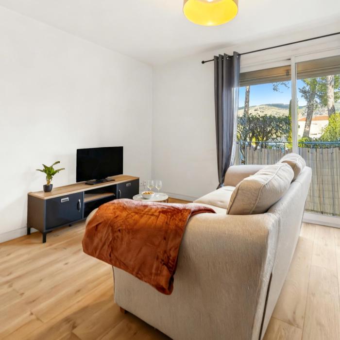 T2 lumineux avec balcon & parking privé