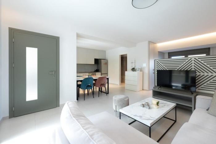 Aura living studio