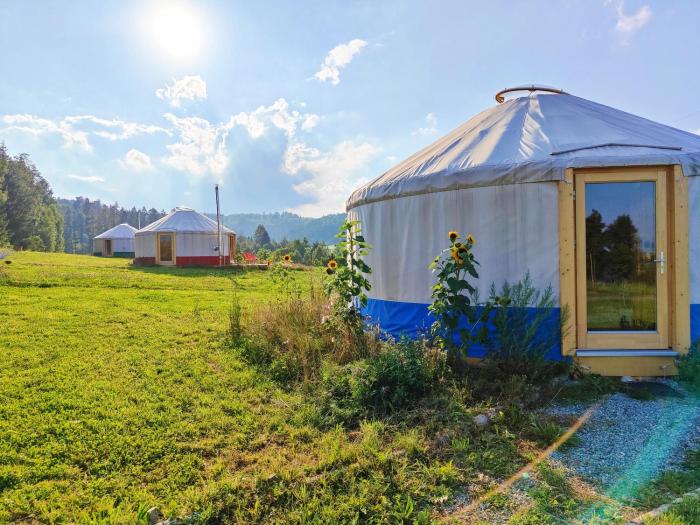Glamping Niebiańska Osada Jurty Dolnośląskie