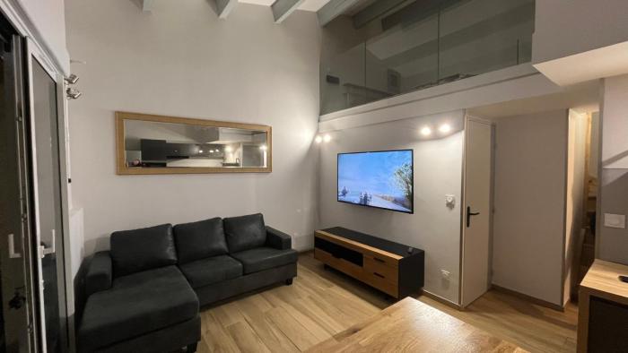 Grand duplex T3 les Estivales proche naturiste