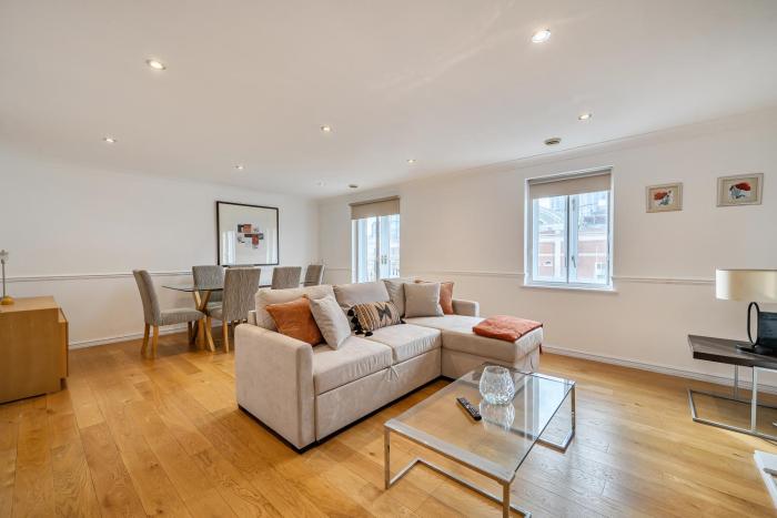 Stylish 2Bed 2Bath Kensington Olympia Flat