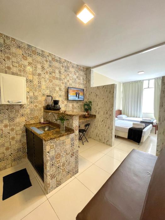 Apto 100 metros da Praia do Forte! Pé na areia!