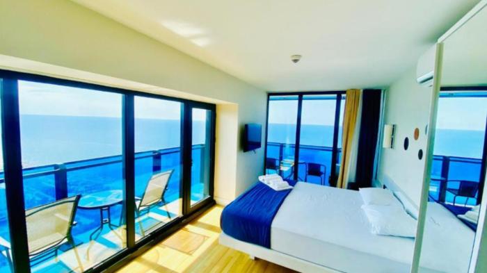 P A N O R A M A H O T E L orbi city sea view