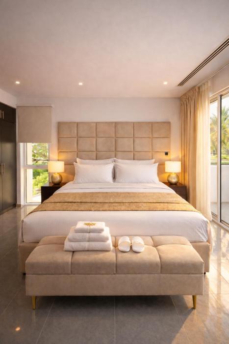 Almouj Luxury Apt I Opposite to Kempinski & VOCO I 5 Min Walk to Beach I Muscat Oman