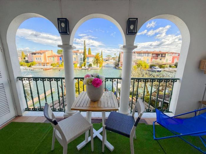 Appartement lumineux avec loggia, wifi - Port Grimaud - FR-1-868-39