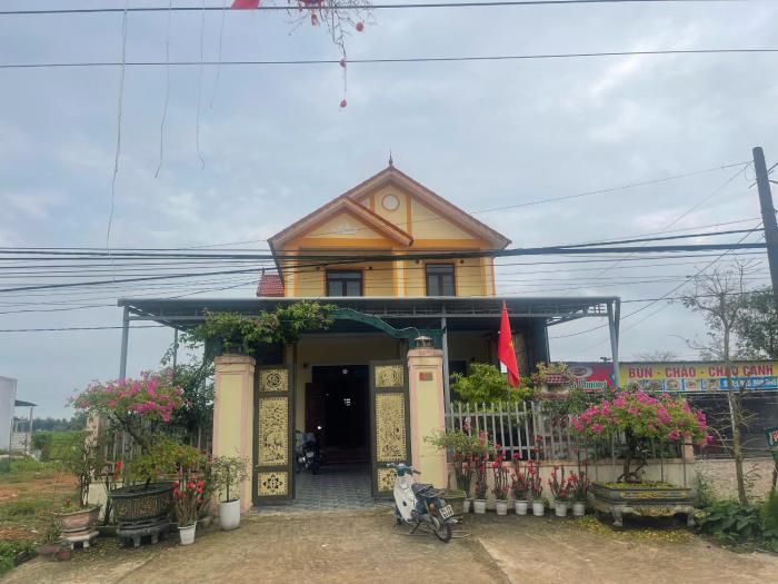 yellow house homestay