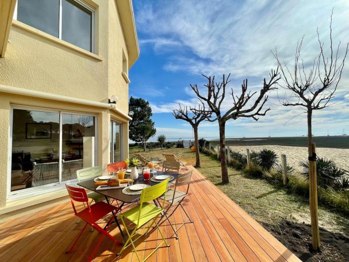 Villa Les Pieds dans LEau