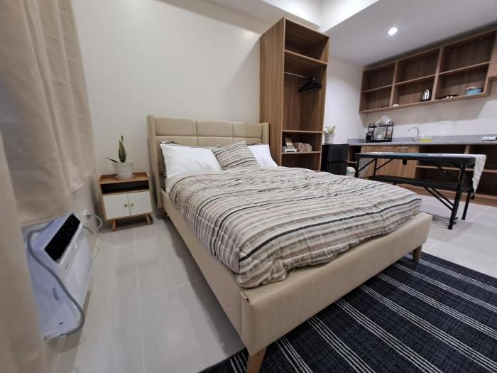 Mactan Plains Condo by FJ Rentals