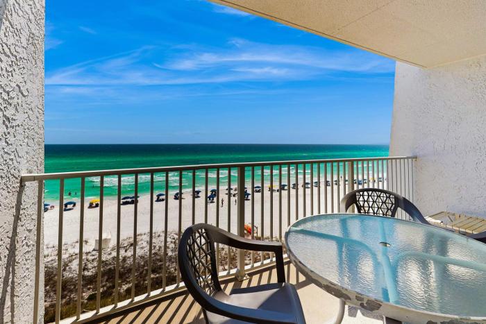 Gulf & Beachfront Condo on Fourth Floor with ocean Views pool