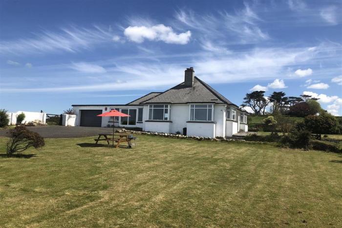 Oakdene unspoilt countryside and a short drive to Bude