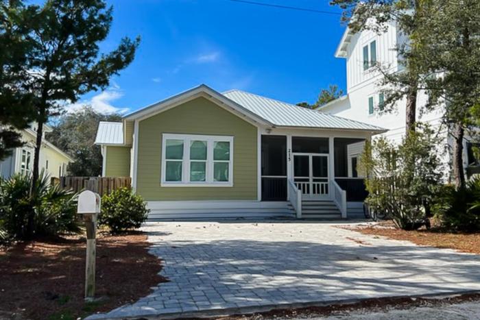 Spacious open concept one story home with pool bikes grill and pet friendly