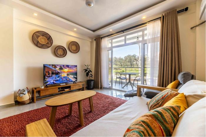 Aqua Garden 2BR, Walk to the Beach