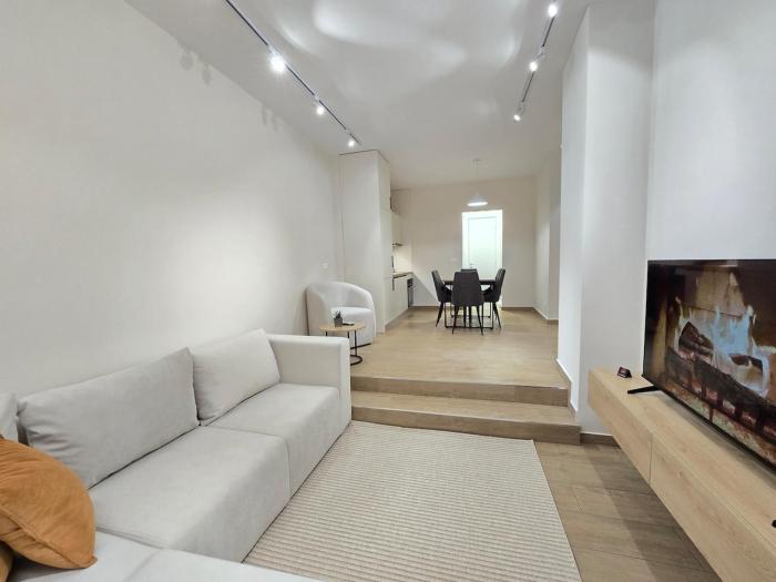 City Center Duplex Penthouse for 9
