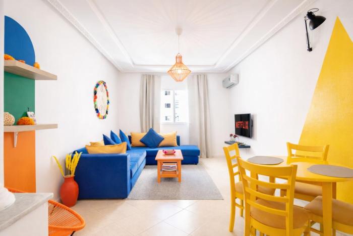 Brand New Stylish & Comfortable Apartment - City Center - Free Parking - Fantastic Location!