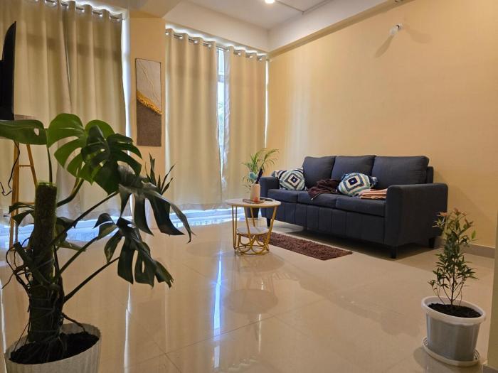 Luxury 3BHK Flat Cozy Stay for Family & Groups