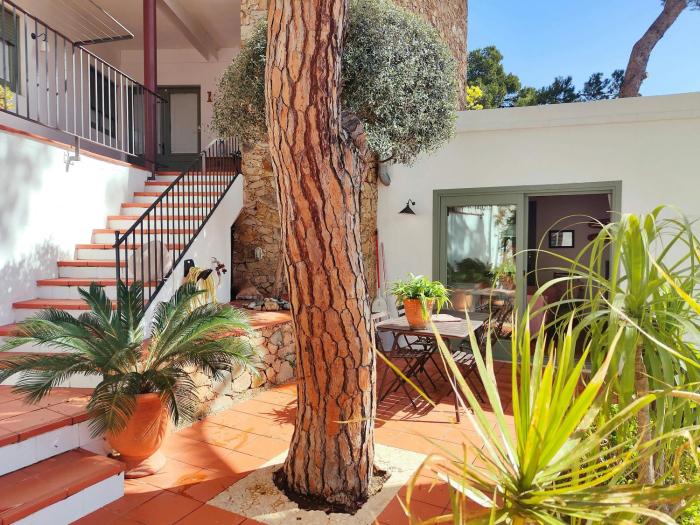 ApartmentsTamariu2 - Duplex wGarden 50m to beach