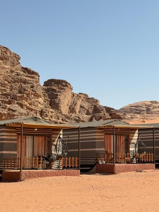 Jouri Luxury rum camp