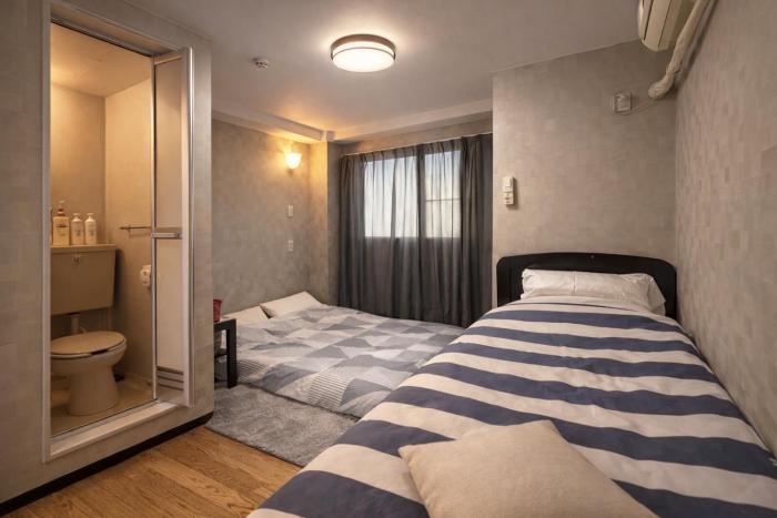 Osaka Umeda West JR Tsukamoto Inn BB